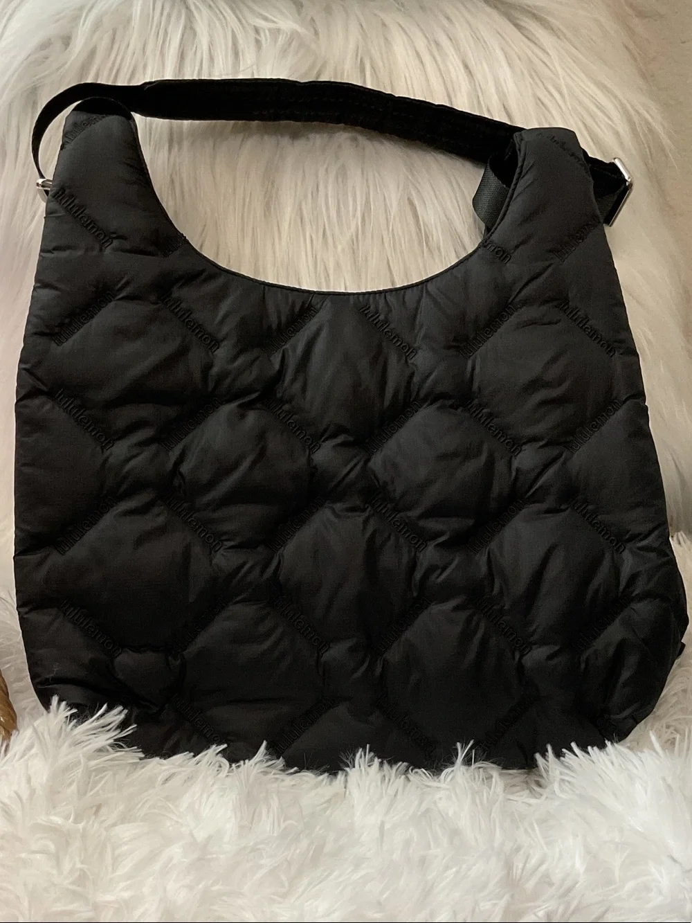 Lululemon Quilty Pleasure Shoulder Bag Mini- Black